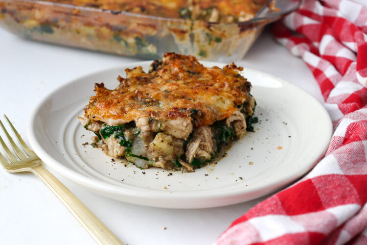 Part d’un gratin poulet pomme de terre et epinards